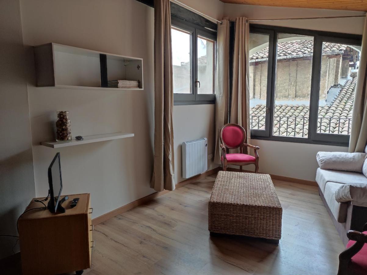 3 Atic Acollidor Al Centre De - Aptgarbi Apartment